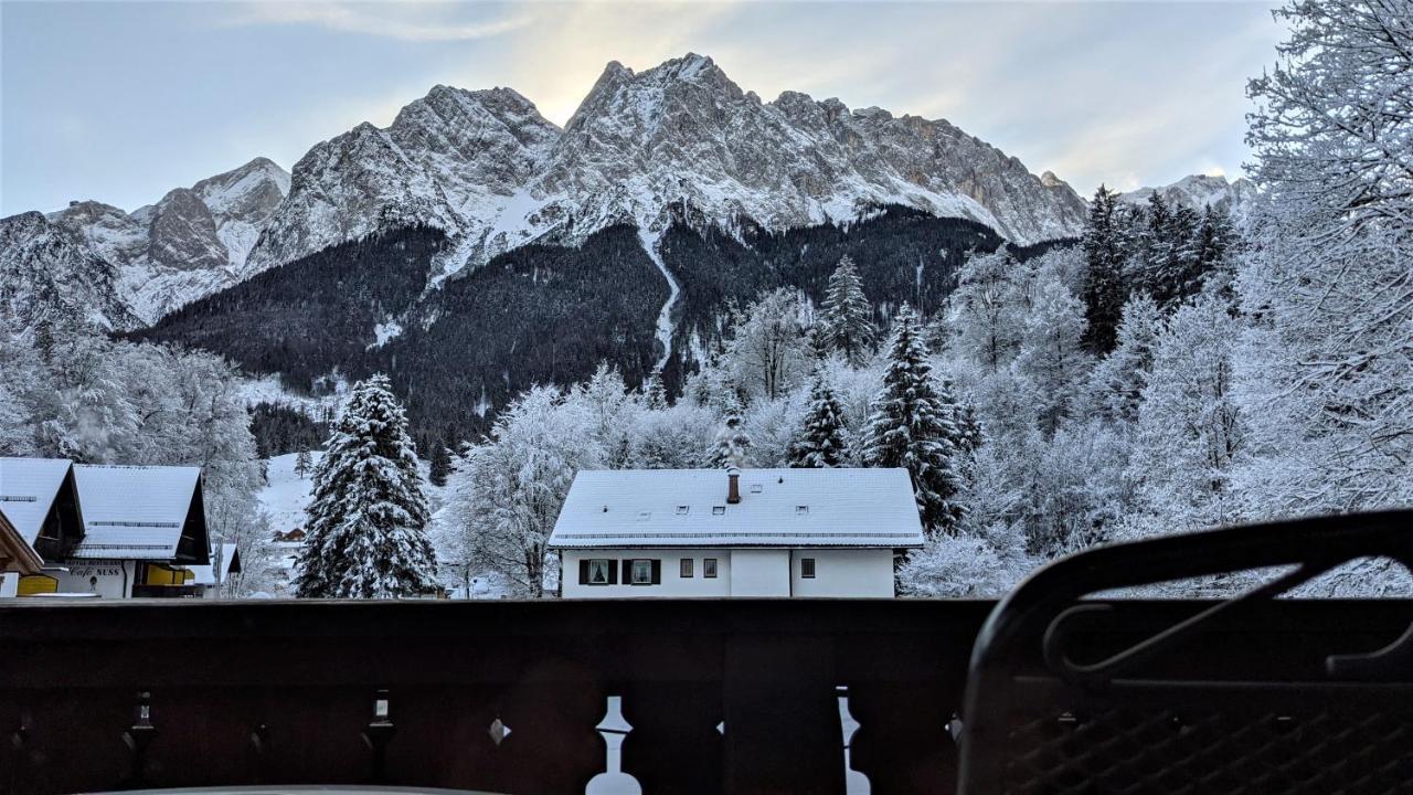 Ferienhaus Wetterstein グライナウ エクステリア 写真